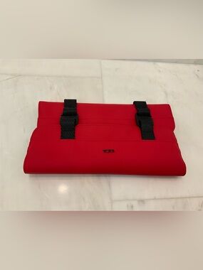 NEW Tumi + 11.0” x 6.0” Polyurethane Mobile Organizer - TUMI RED